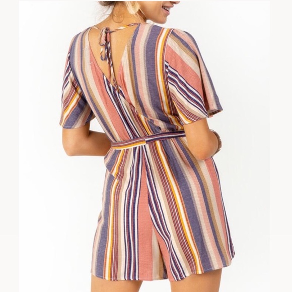 Francesca’s Striped Romper - Picture 2 of 6
